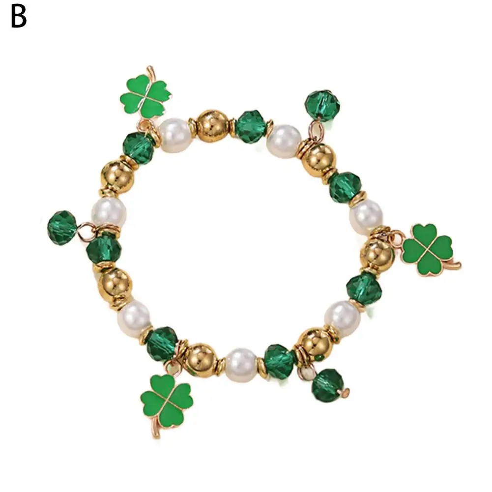 St Patrick Day Jewelry Shamrock Bracelet St Patrick’s Day Jewelry Irish Beaded Lucky Charm Bracelet Elastic Clover Festive