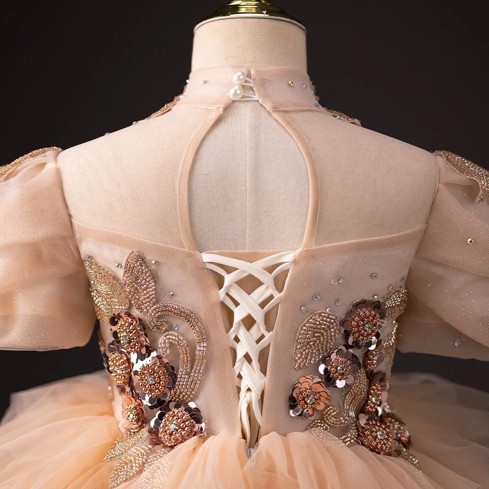 Maßgeschneidertes Luxus-Blumenmädchenkleid Hochzeitskleid Geburtstagsfeier Festkleid Laufsteg Puffärmel Pailletten Blumenmuster Mehrlagiges Tüll-Ballkleid