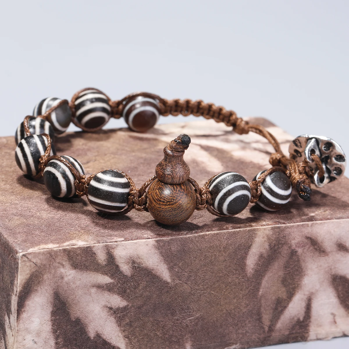 

Frontline Pharmacist Bead Bracelet Hand-woven Tibetan Bracelet Men's Women's Natural Agate Bracelet Wholesale Drop Retail