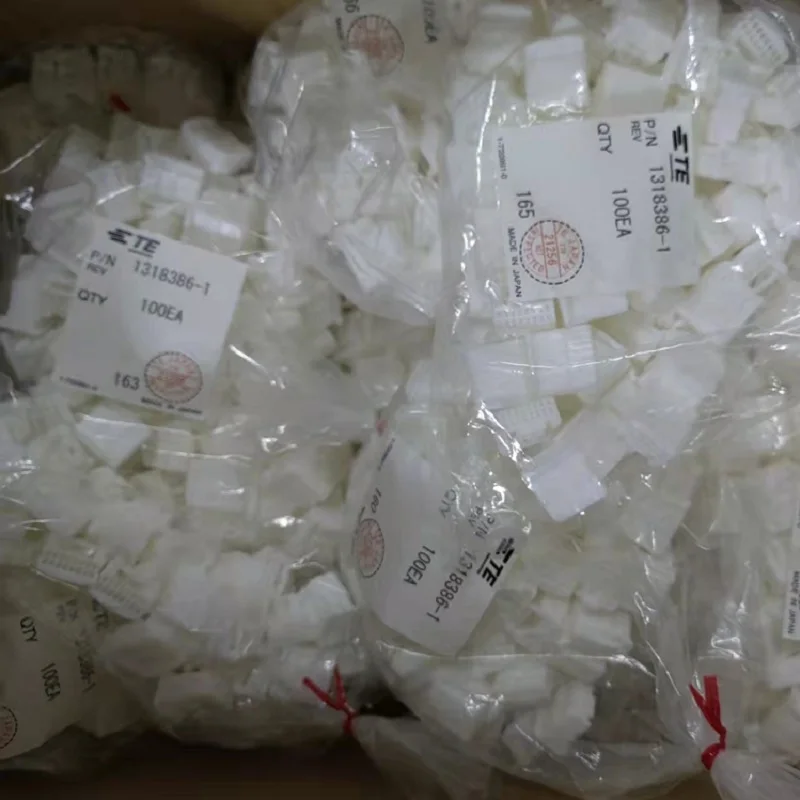 20PCS 1318386-1 Original connector TE  housing, 16 channels, 2 rows 1376106-1/1318382-2 1/123343-1 /1376109-1/1376109-2