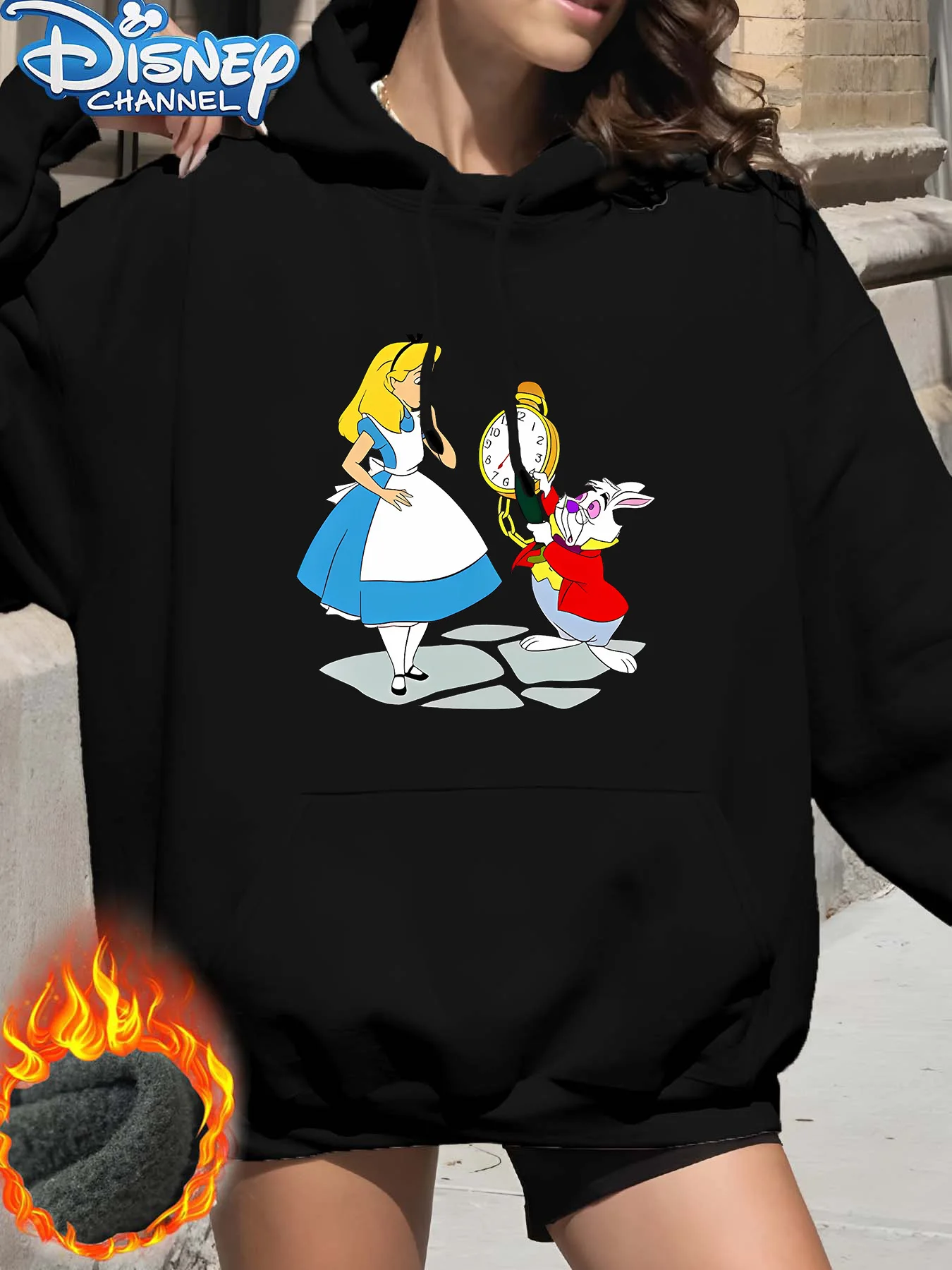 سترة نسائية بغطاء للرأس مطبوعة بشخصيات ديزني الكلاسيكية - بلوفر برتقالي نابض بالحياة مع تصميم سنو وايت ودوبي وبلوتو #1