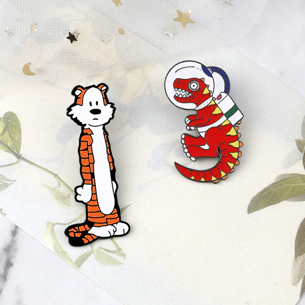 Funny Zoo Brooches King of the Forest Tiger Enamel Pins Cute Sika Deer Flamingo Dinosaur Badge Kids Animal Icon Pin Jewelry Gift