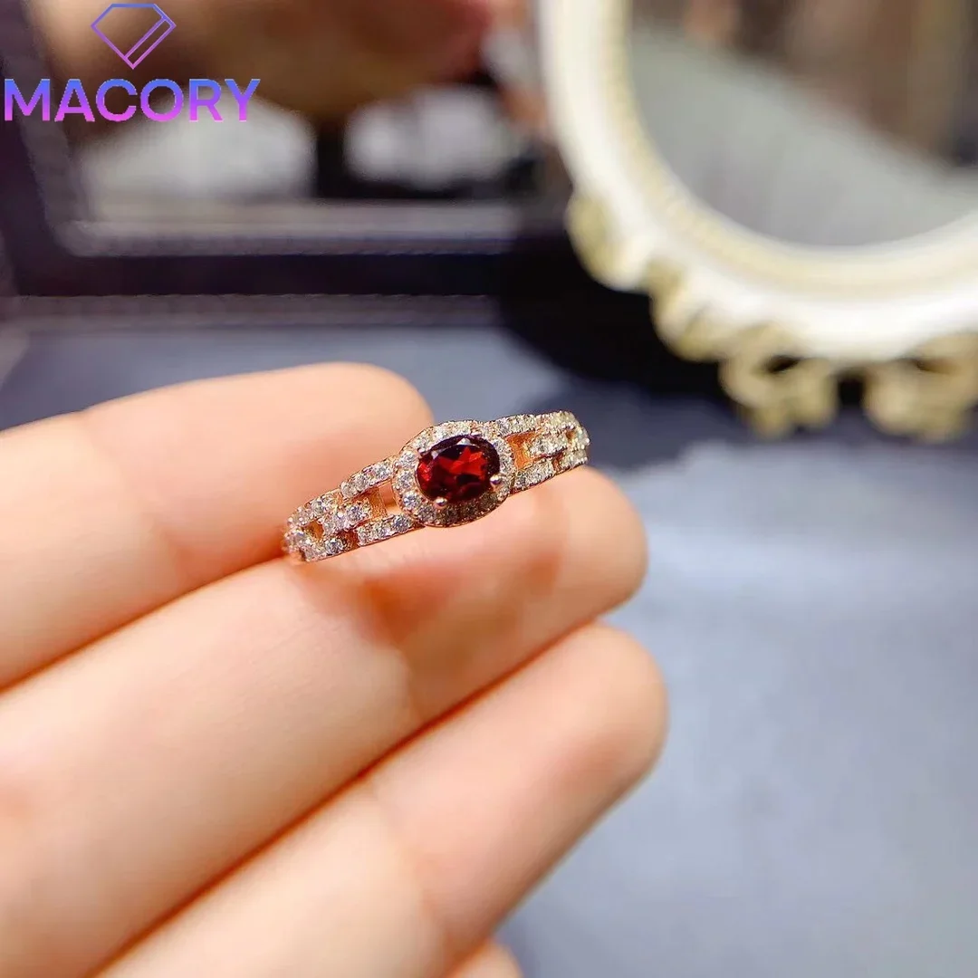 Luxury natural garnet ring 925 sterling silver jewelry to send free luxury brand replica gem Christmas exquisite jewelry.