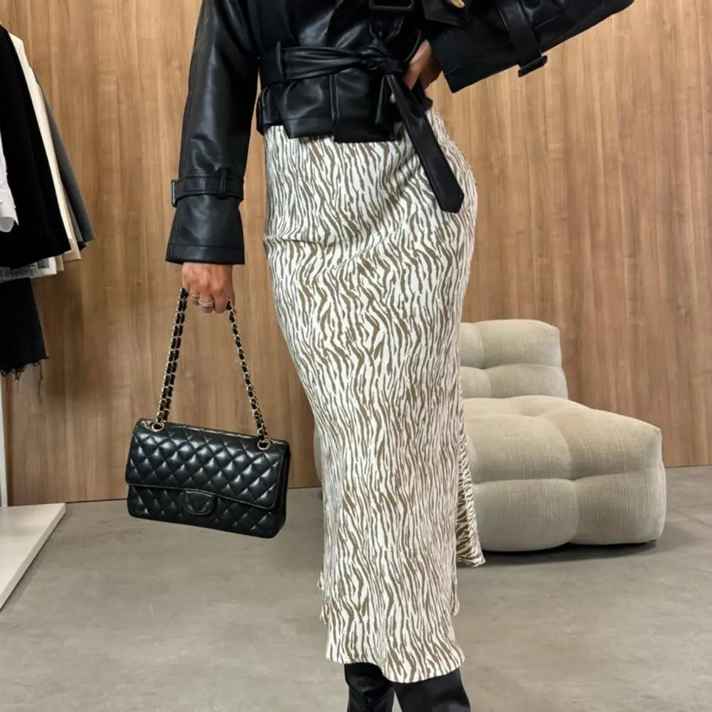 High-waisted Long Skirt Stylish Women's High Waist Leopard Print Midi Skirt with Zipper Detail Chic Commuting Style for A