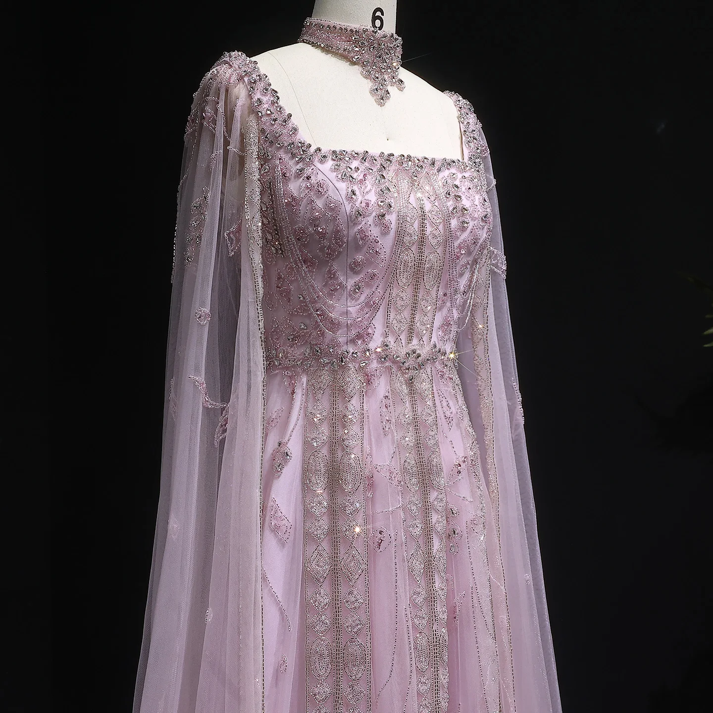 Sharon Said Elegantes Dubai Nude Arabisches Abendkleid mit Cape-Ärmeln Choker Weinrot Hochzeitsfeierkleider SS543 Maßanfertigung – Detail 21