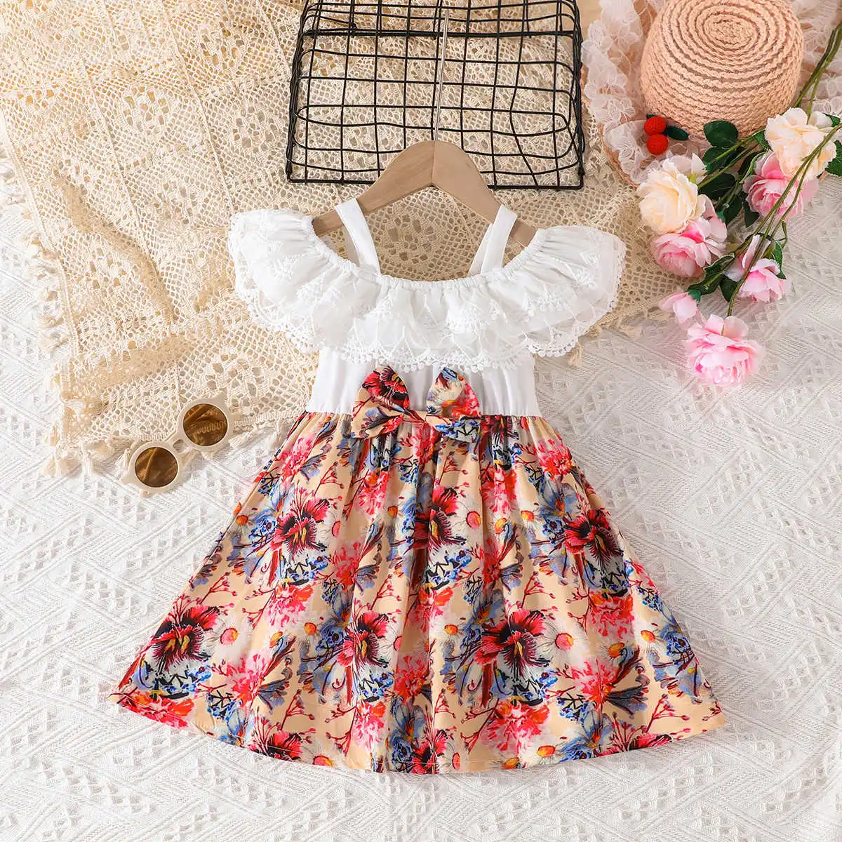 

2023 Summer New Arrival Girls Sleeveless Ruffles Bow Print Floral Patchwork Red Roupa Infantil Menina Cute Dress Custume 18M-7T