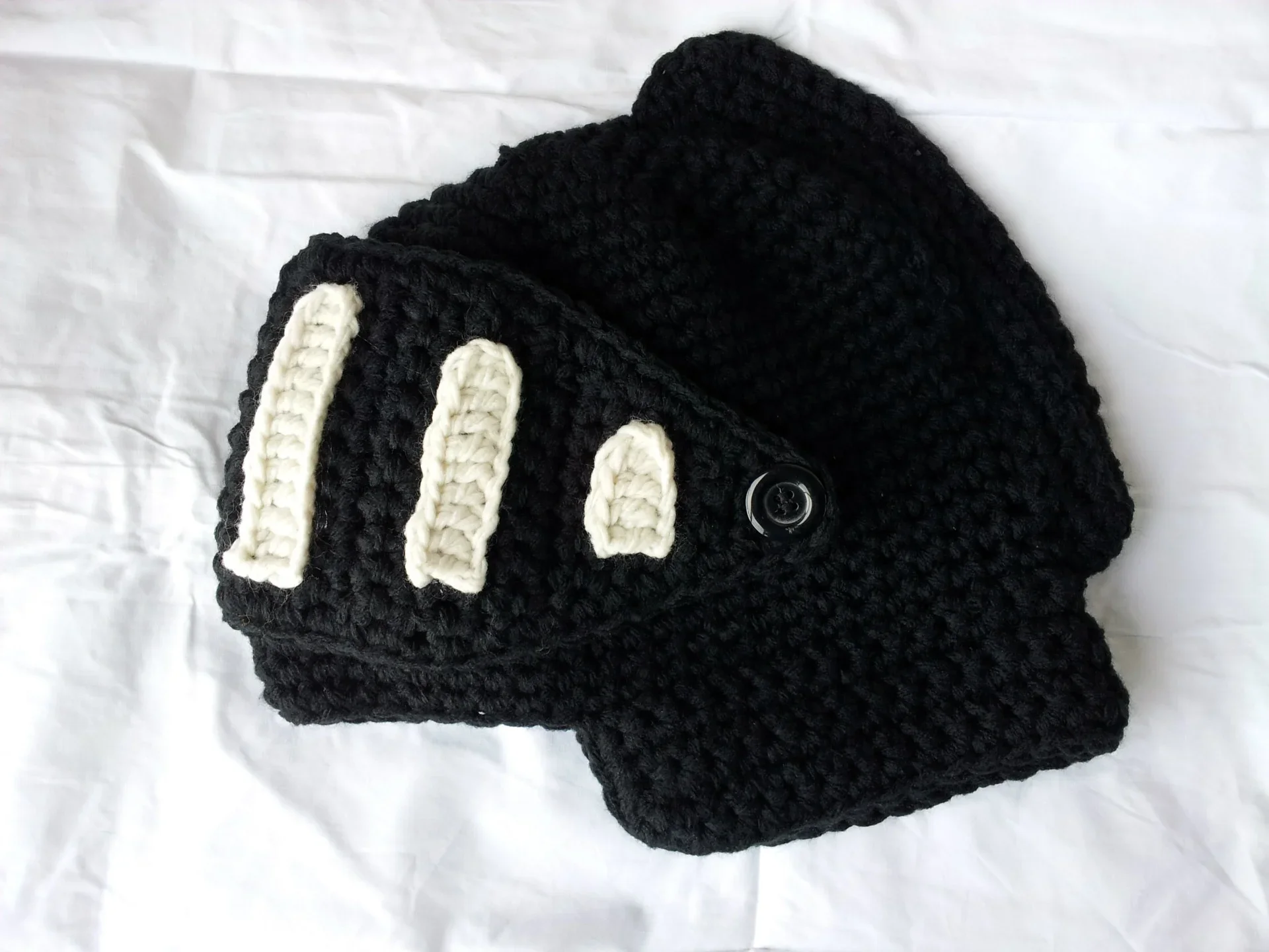 Funny Halloween Roman Knight Helmet Hat Cap Knit Hat Wool Caps Fashion