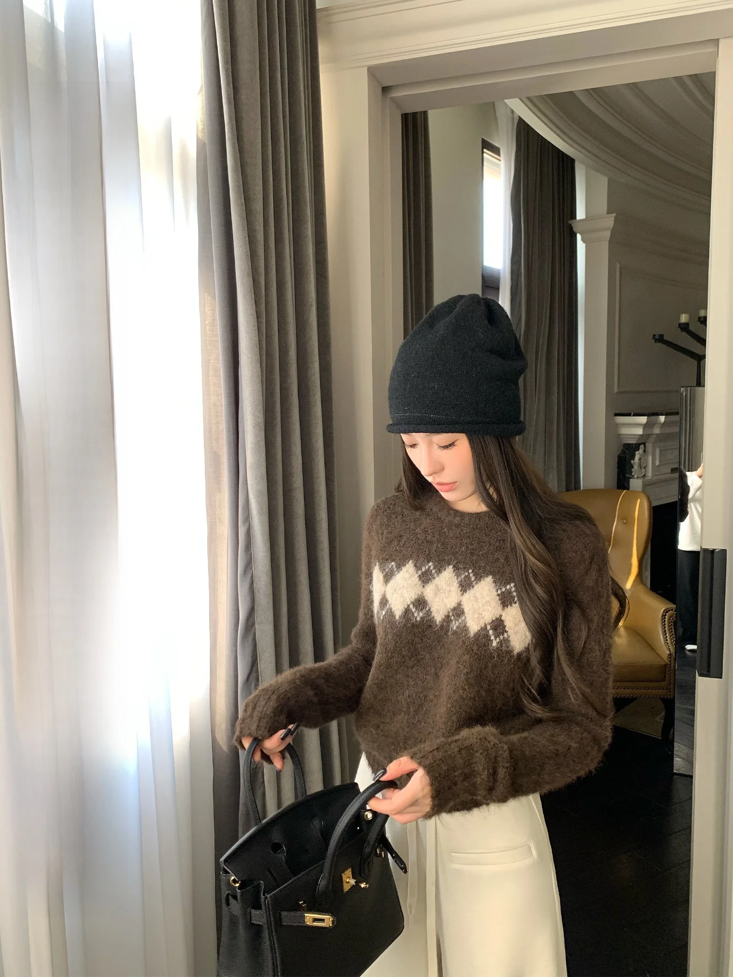 

Женский вязаный свитер Hhi с круглым вырезом, свободного кроя, повседневный, осенне-зимний, с эффектом стройности, модный топ