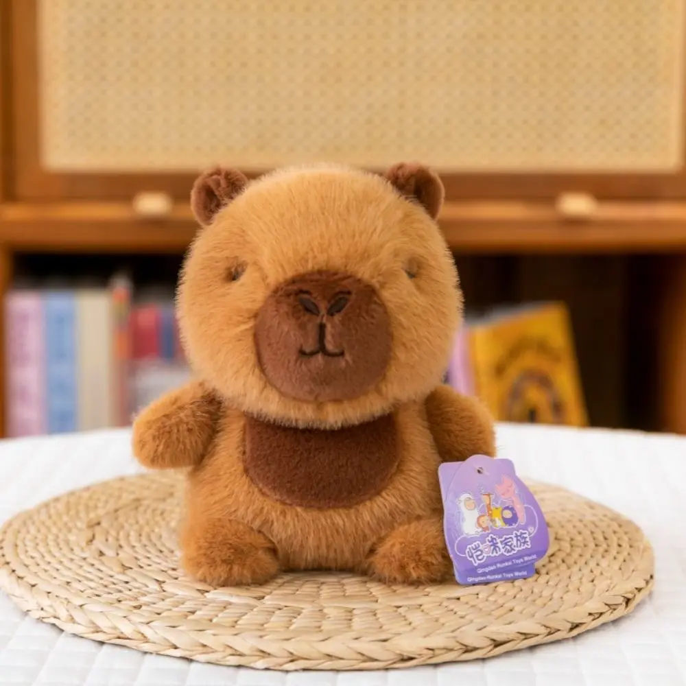 Giocattolo di peluche Capibara di coniglio rosa Alce Agnello Anatra gialla Peluche Bambola di coniglio animale morbido e carino Regali di festa per bambini