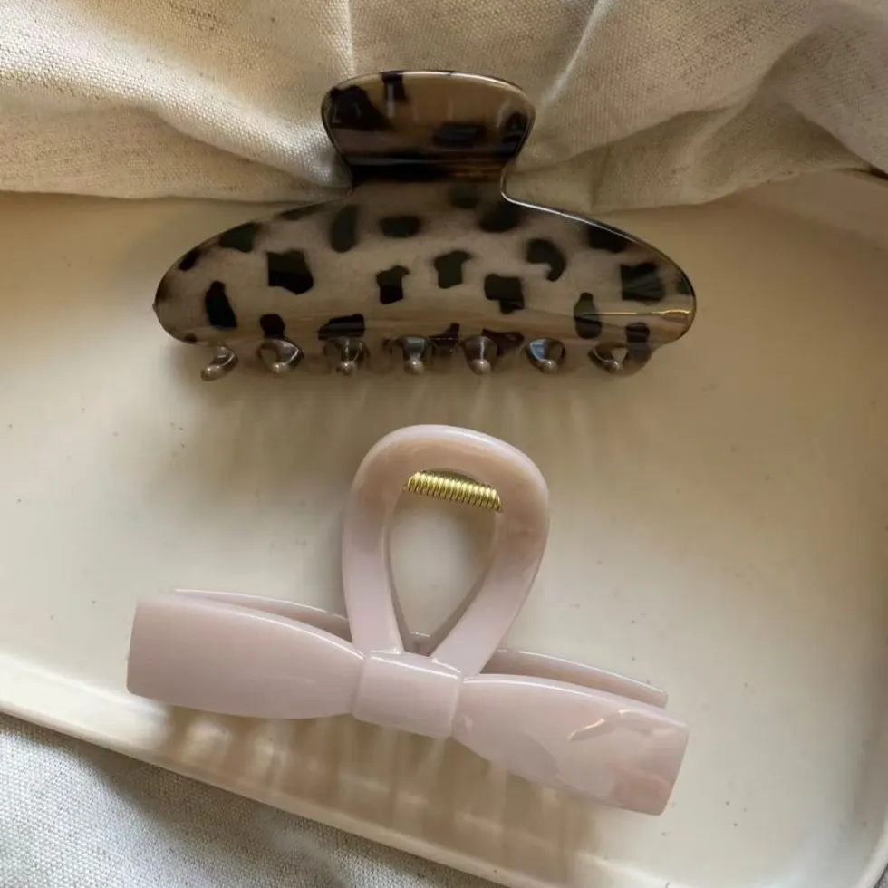 

2pcs Vintage Bowknot Leopard Print Geometric Oval Hair Grab Clip Claw Hair Camp Hairpin Autumn Winter Headwear Hair Accessories