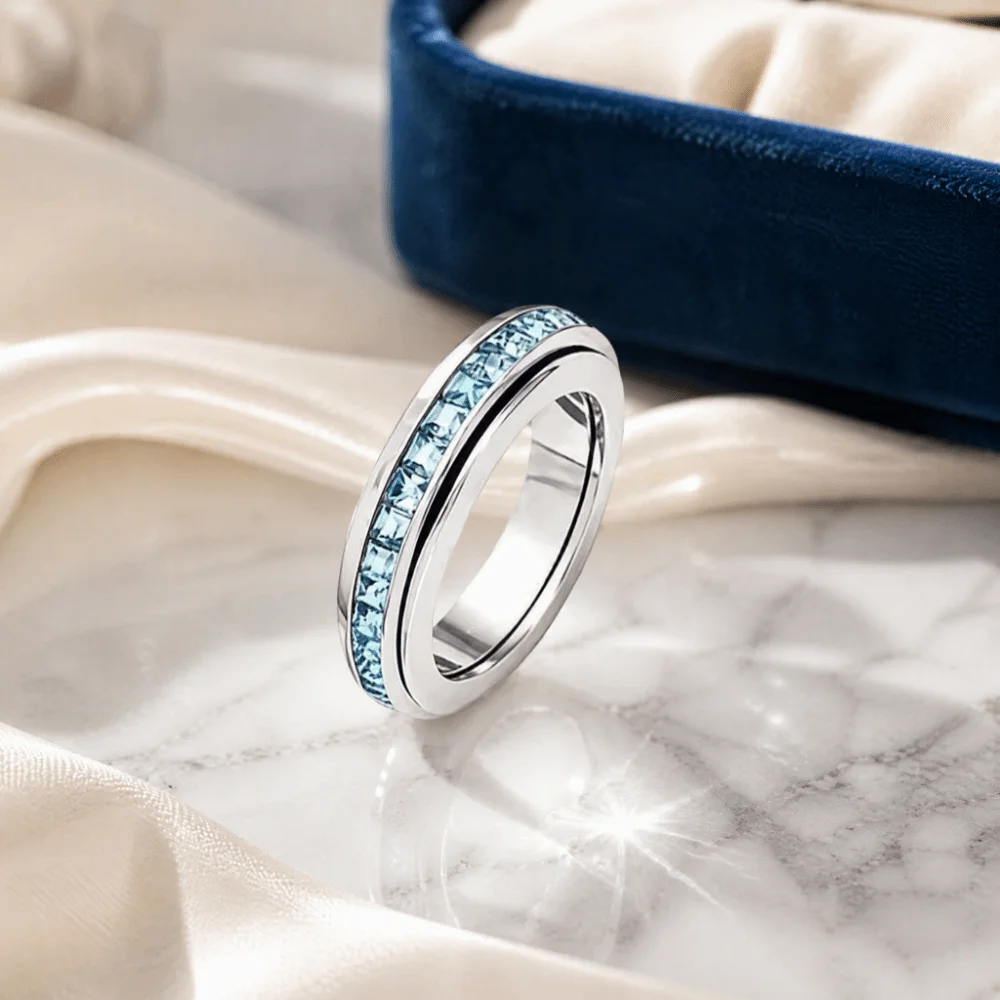 Cubic Zirconia Women's Anxiety Ring Light Luxury Size 6-10 Stainless Steel Spinner Fidget Ring Sparkling Fashion Jewelry