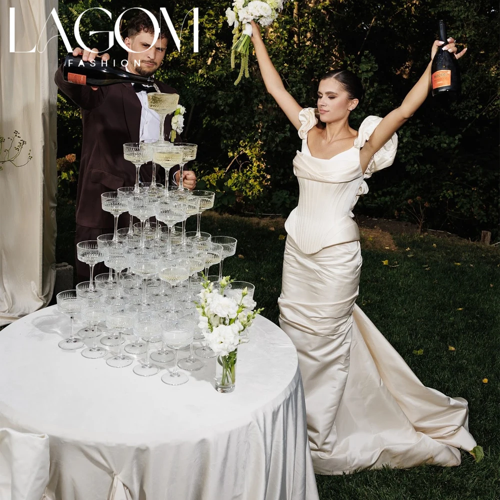 Lagom Elegant Champagne White Vintage Wedding Dress Puff Short Sleeve Corset Bodice Ruched Unique Vestido de novia Customized