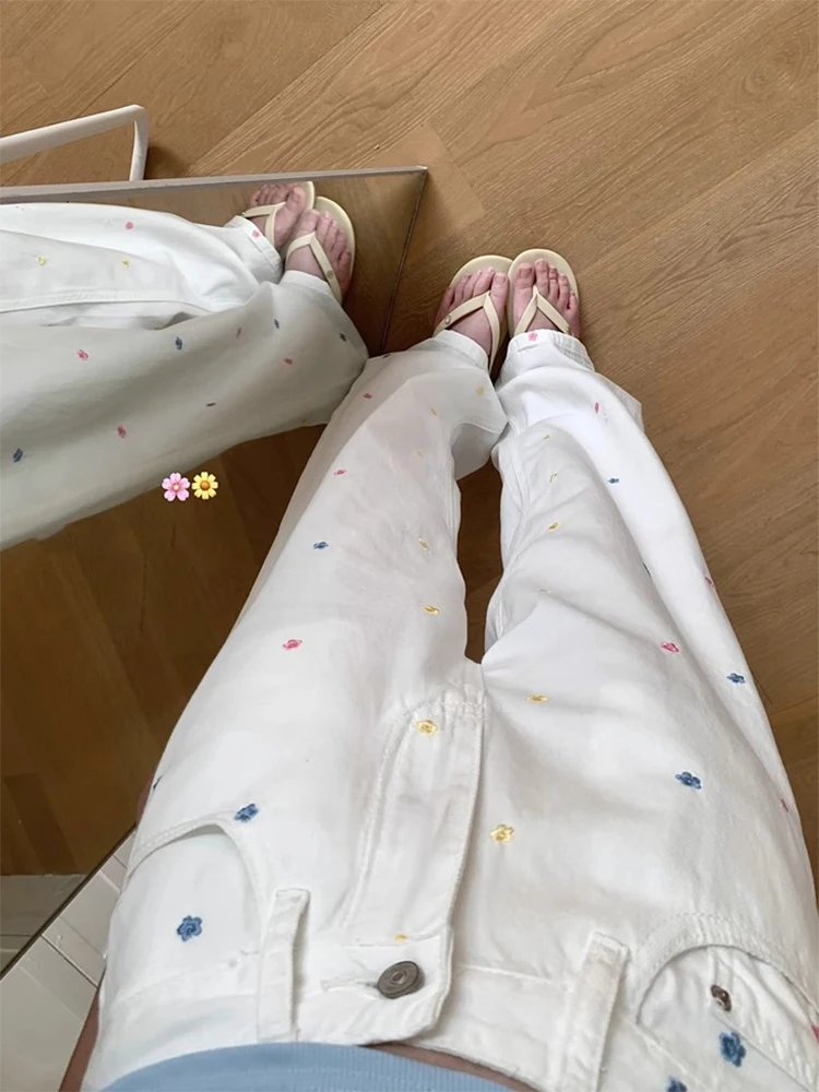 Pantalon blanc à jambes droites brodées florales pour femmes, taille haute décontractée, jambes larges, pantalon d'été ample, longueur au sol