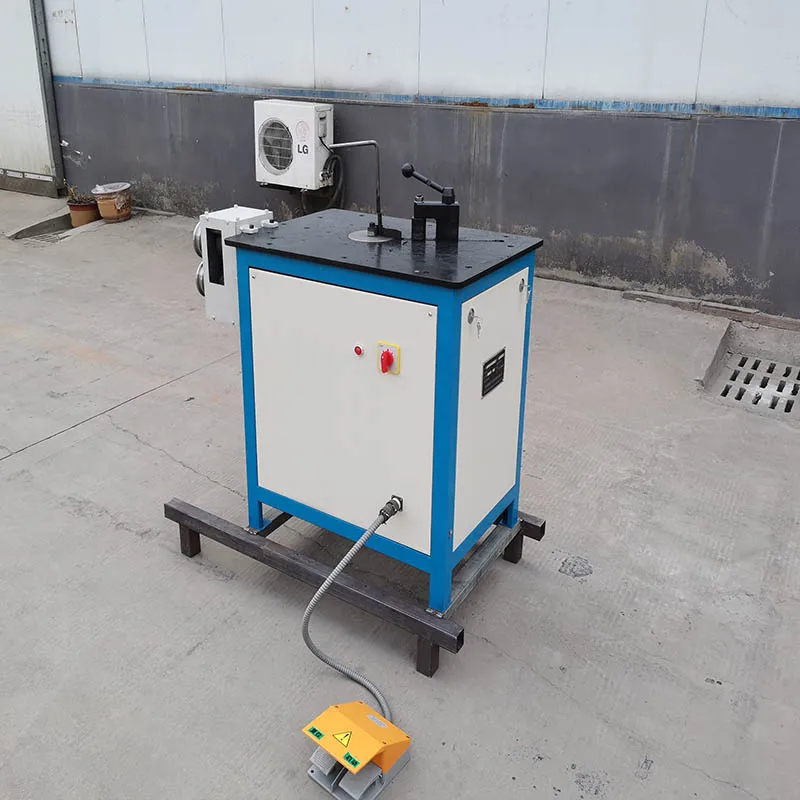 Round tube flat iron coil round iron art square tube square steel bending electric square tube bending machine Full automatic