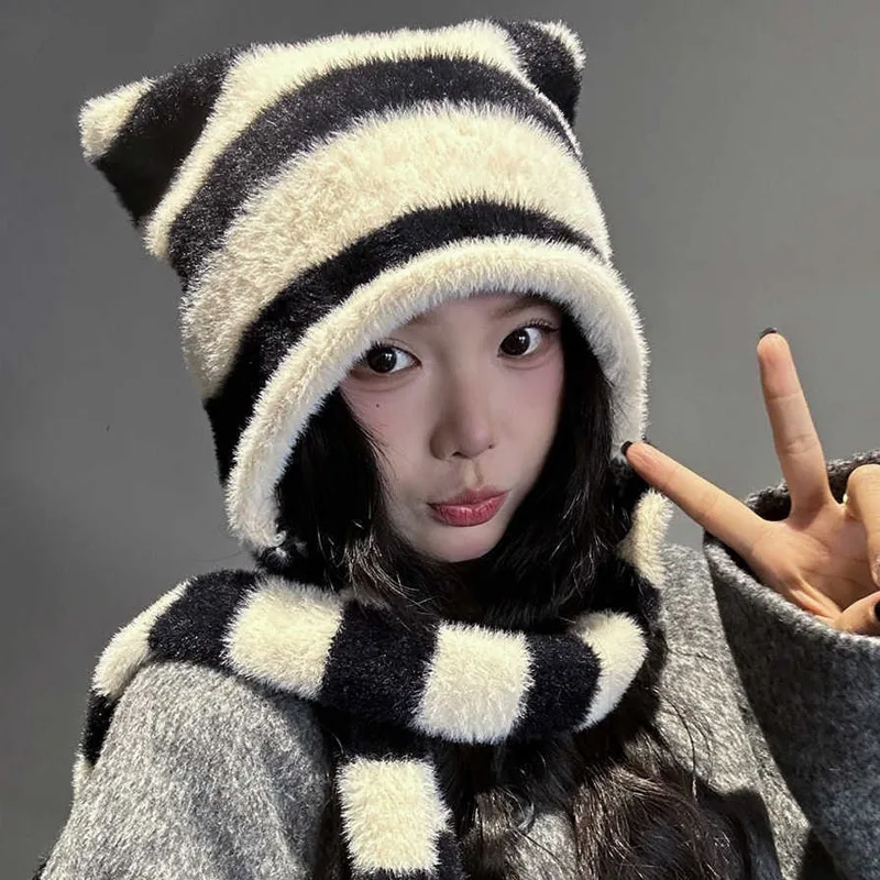 Sweet Cool Striped Cat Ear Bomber Hat with Scarf Warm Winter Ear Protector Women Fashion Soft New Faux Fur Knitted Beanie Hat