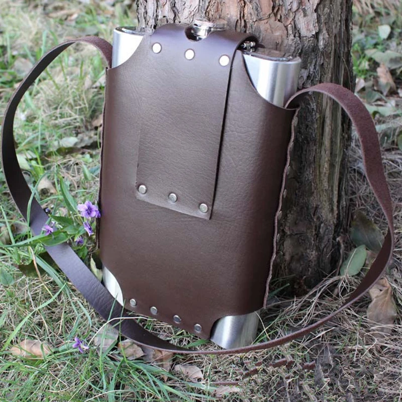 64oz Przenośna kolba biodrowa ze stali nierdzewnej Whisky Wine Pot Leather Cover Bottle Funnel Travel Tour Drinkware Wine Cup Flasks Gift