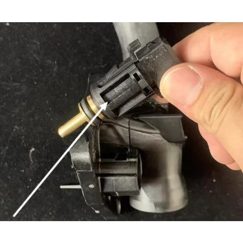 Genuine Water Temperature Sensor For BMW 3 5 7 Series E46 E90 E87 E66 F18 E60 E39 320 525 730 X1 X3 X5 X6