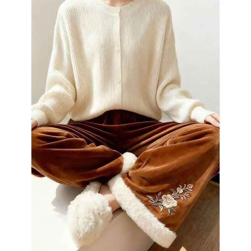 

Women's Pants Jeans Winter New Chinese Style Fashionable Relaxed Elegant Velvet Warm Wide Leg Pants For Women Casual Office