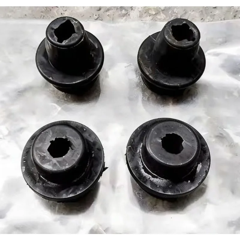 Water Tank Rubber Pad Water Tank Rubber Sleeve Radiator for Changan Oshan A600 2016 2017