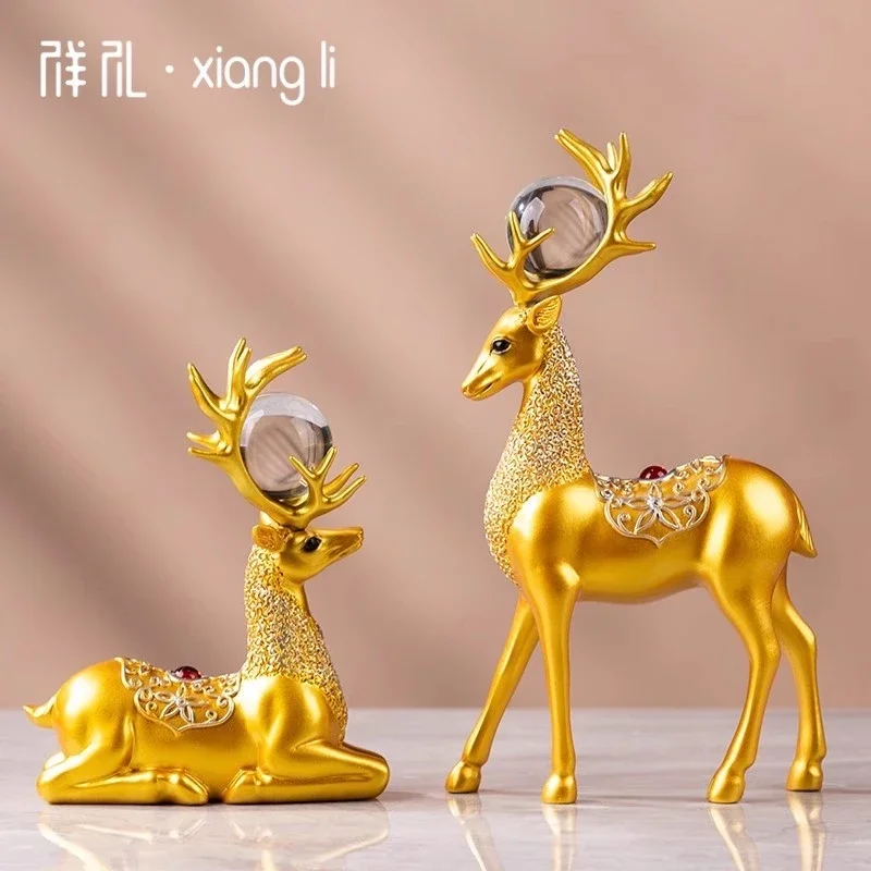 Resin decorations attract wealth Deer ornaments Creative home decor Wine cabinets TV cabinets Entrance halls creative decoration