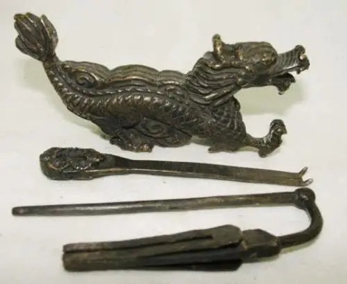 Rare Chinese old style Brass Carved dragon lock and key