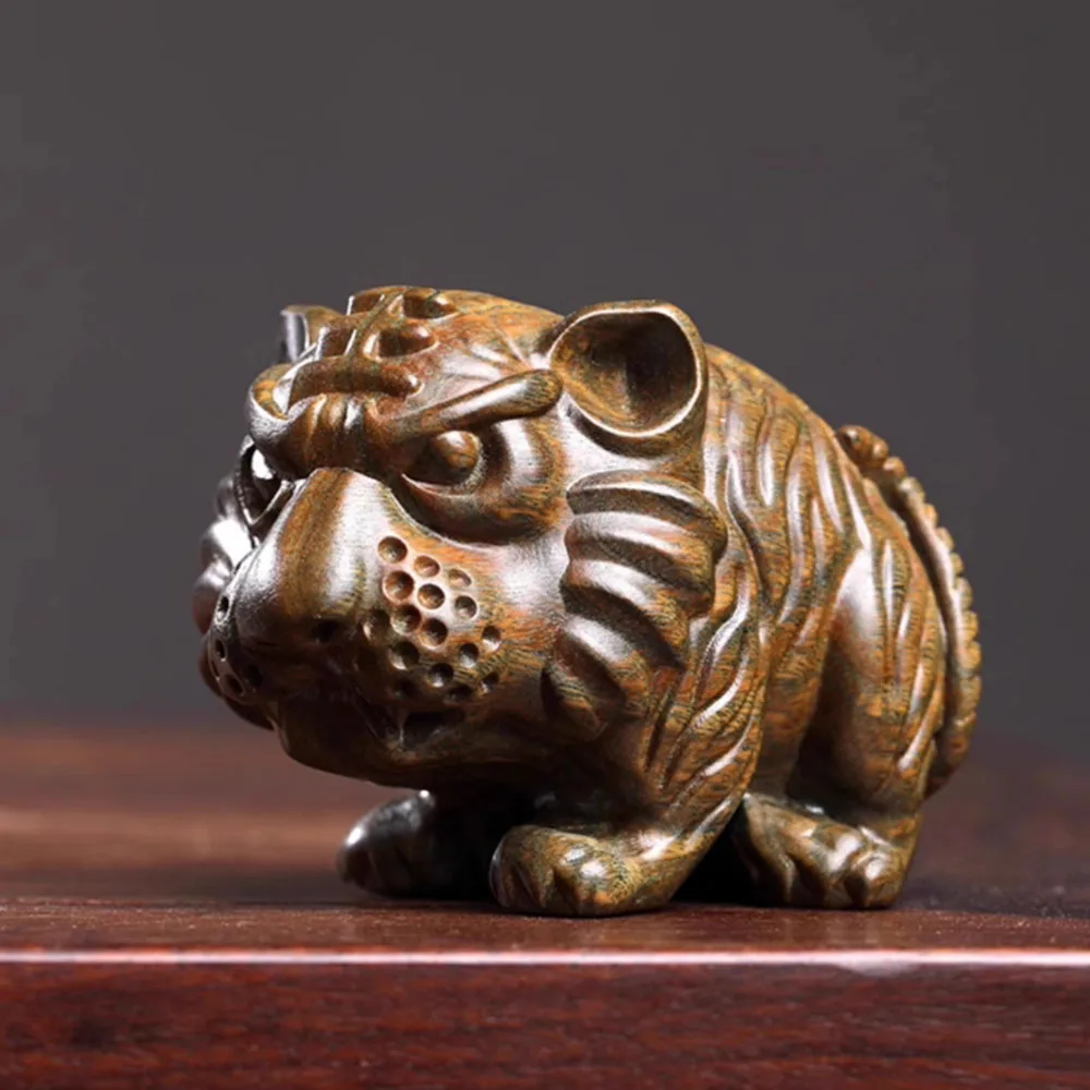 

JW154- 7.7 CM Big Head Tiger Green Sandalwood Sculpture Zodiac Animal Decoration Craft Gift Miniatur Ornaments