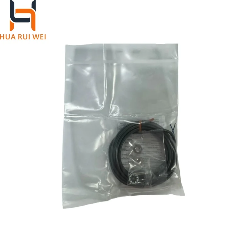 2026 New Original E2E-X1R5F1 E2E-X1R5E2 E2E-X1R5F2 E2E-X2E1-M1-Z Sensor PLC Programming Controller Industrial Automation Module