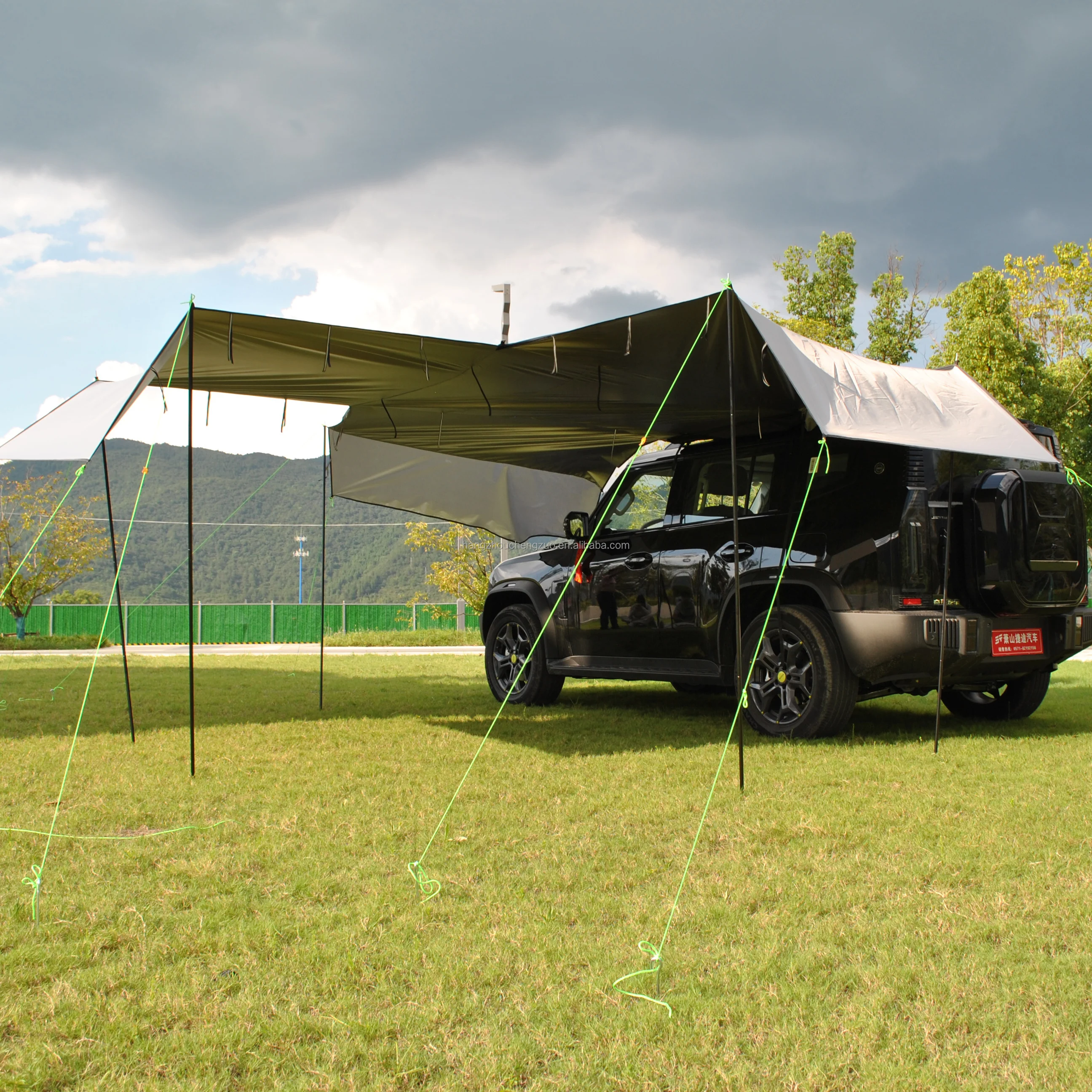 

Tailgate Tent with Three Side Awning Shade Transmittance, Car Rear Shower Tent, Hatchback Car Tent, Multi-Use Car Side Tent