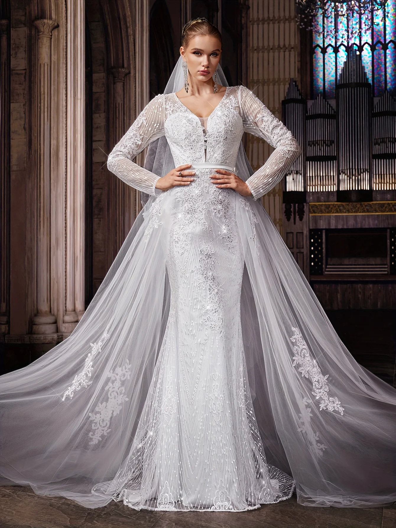 

Customized 2025 Elegant Romantic Pure White Bridal Wedding Dress V-neck Long Sleeve Flower Embroidered A-line Skirt Body