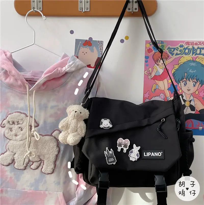 Sac Bandoulière Harajuku Pour Femme - En Nylon, Dimensions 33x24x11 Cm, Style Kawaii Avec Peluche - 11