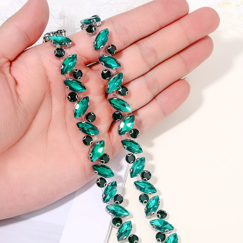 QIAO 1 Yard 8-Farben-Kristall-Strassband zum Aufbügeln für DIY-Reparaturen von Kleidern, Schuhen, Taschen und Accessoires, glänzende Strasssteine – Detail 10