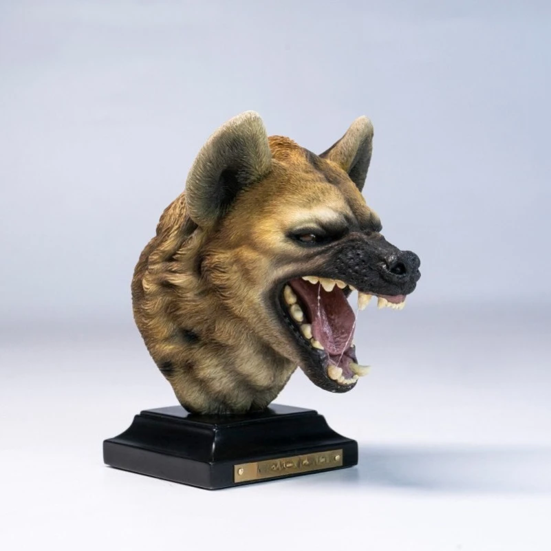 Hyena Head Carving Simulation Animal Head Carving Model Figure Ornament Peripheral Doll Toy Head Statue