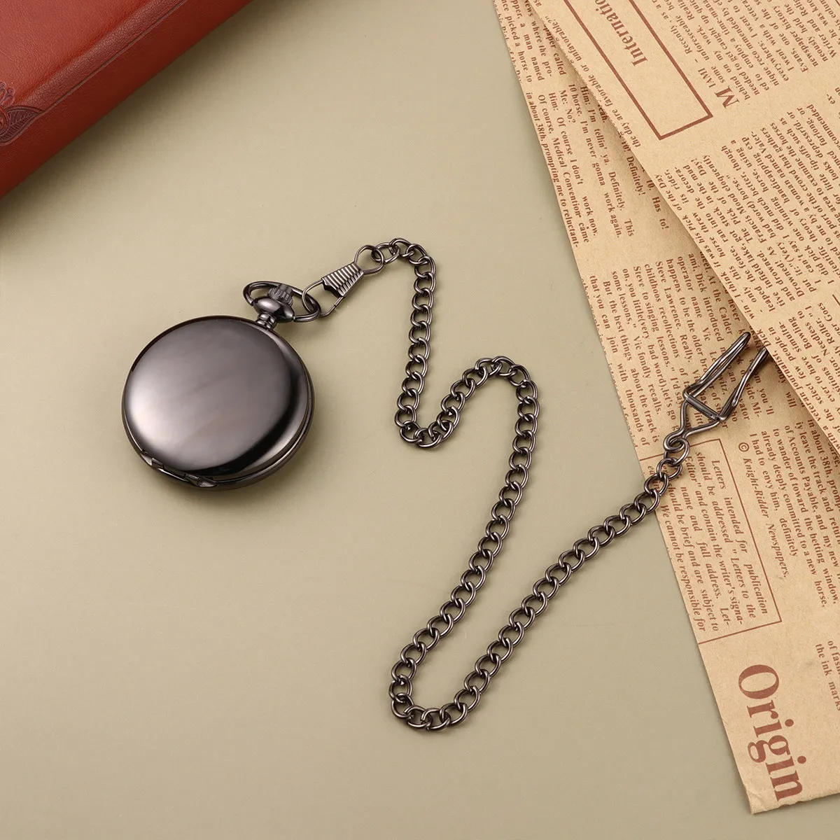 

1 шт. полированные карманные часы из черного сплава с кварцевым механизмом в ретро-стиле, элегантные часы для мужчин и женщин, подарок