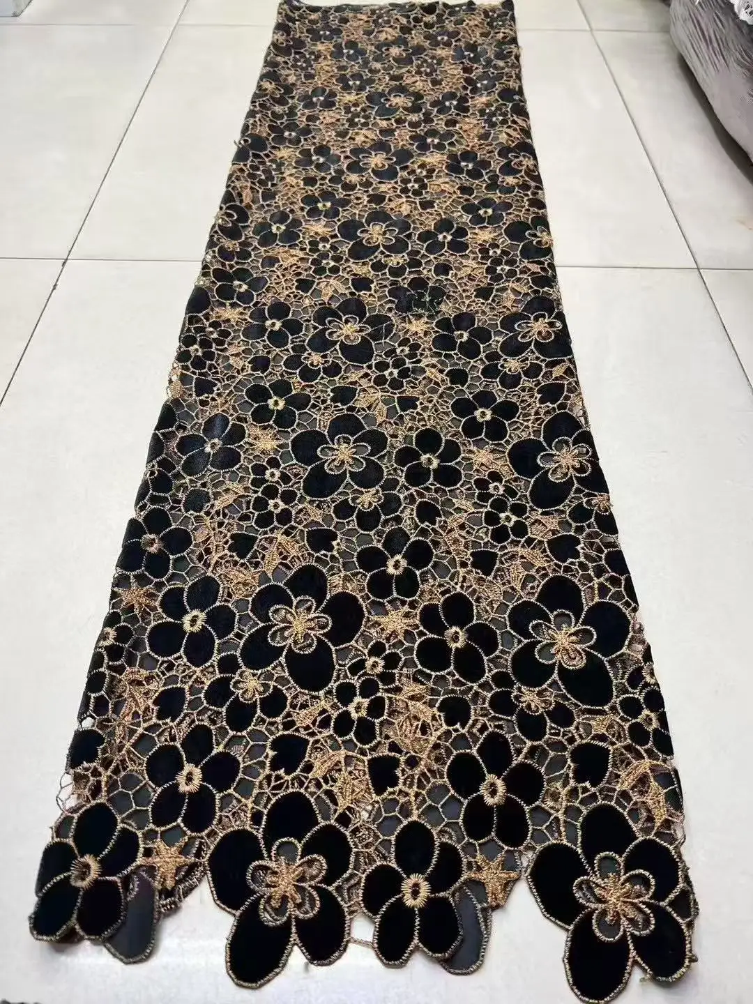 高級ストーン刺繍が施されたアフリカンベルベットレース生地、女性のパーティードレス縫製用の高品質ナイジェリアレース素材