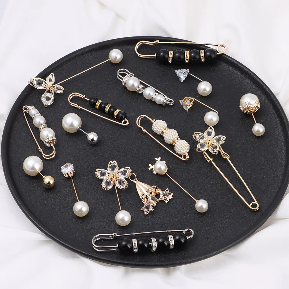 Anti-Light Bbuckle Close Neck Decorative Pearl Brooch Aartifact Small Pin Collar Buckle Fixed Clothing Invisible Brooch