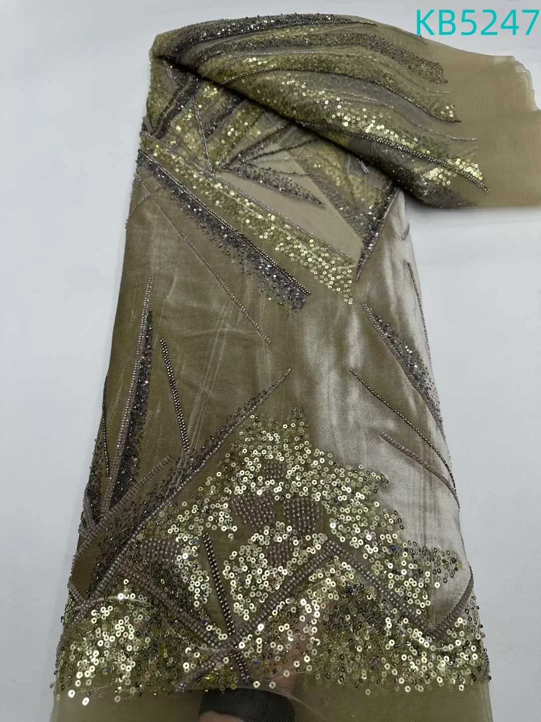 5 Yards Velvet Beaded Lace Fabric African Fabric Lace High Quality 2025 Sequins Tulle Lace French Mesh Lace For Sewing KB5247