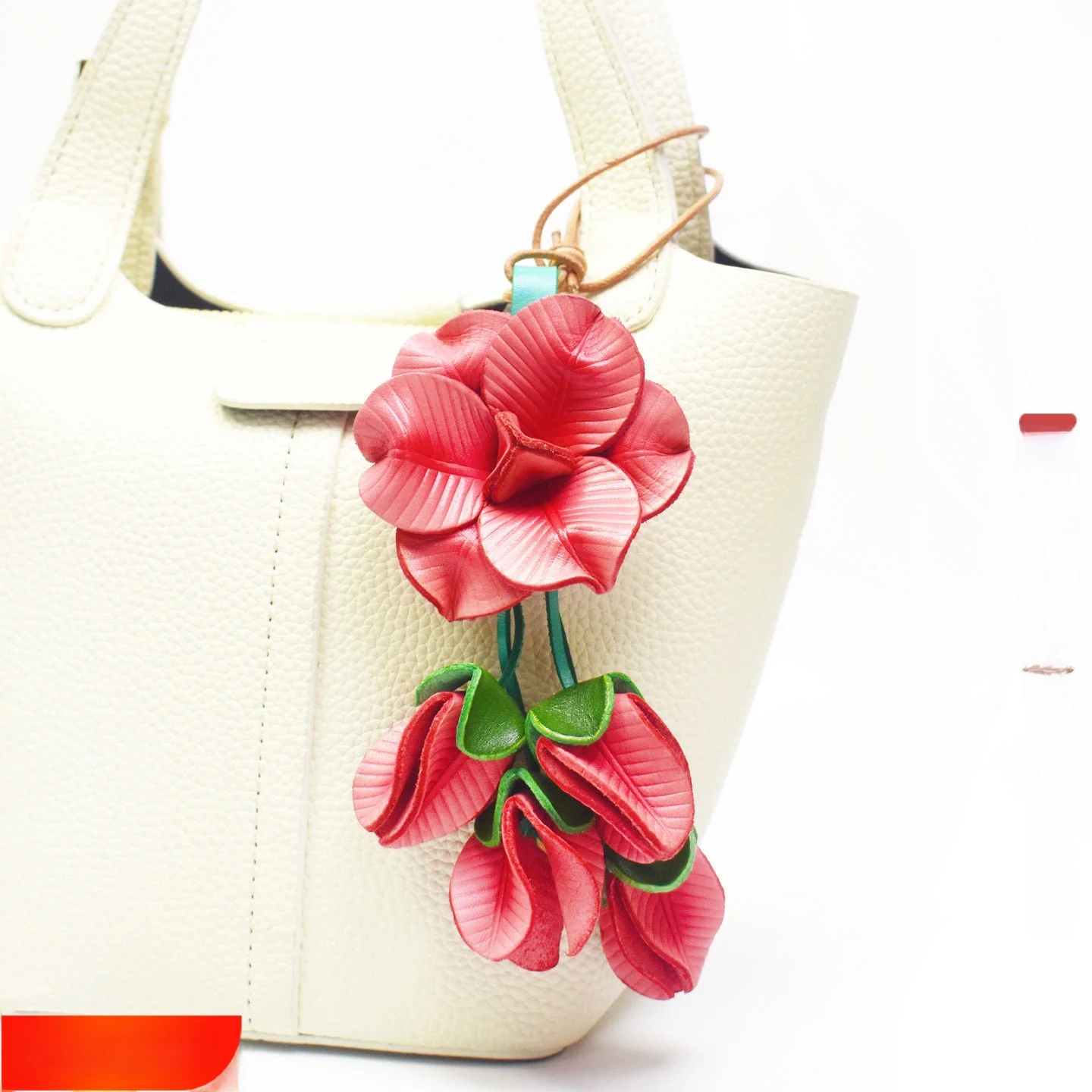 蝶蘭の花の吊り下げ飾りトップレイヤー牛革ロープ女性用バッグ装飾品3dエンボスデザイン