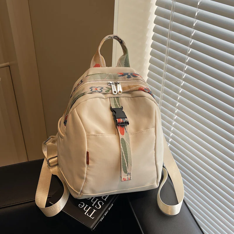 

2025 New Minimalist Backpack for Women, Light Art College Style Daypack, Fine Vintage Canvas Rucksack, Small, Very Stylish