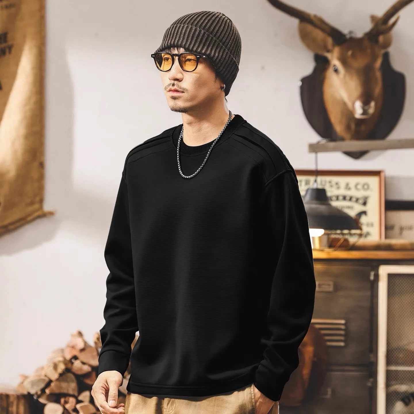 

Мужской комплект без шапки: худи и джинсы в винтажном стиле, с эффектом потертости и выцветания, износостойкие, в стиле ретро, для уличной моды, городской хипстерский стиль, BF-стиль.