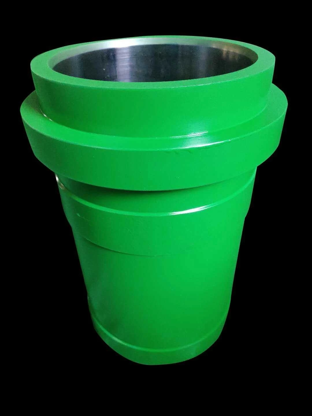Oil drilling mud pump cylinder liner