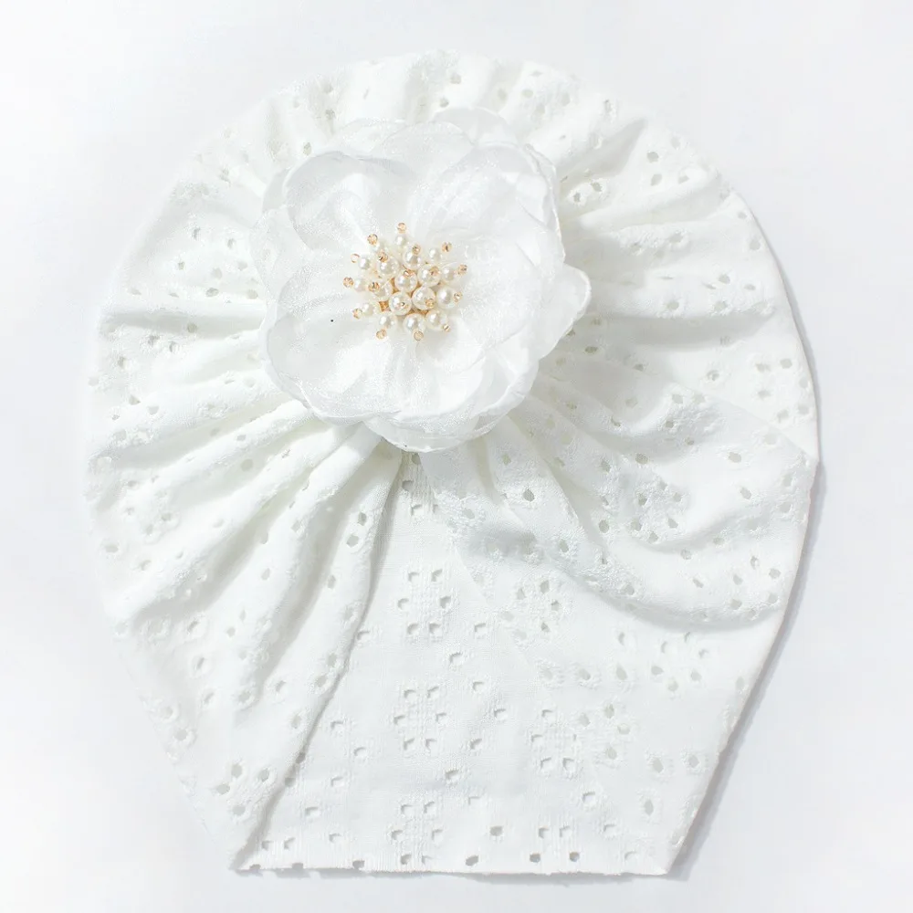 

Прекрасная кружевная шляпа с цветочным узором, эластичная полая индийская шапка для новорожденных, дышащий тюрбан для девочек, аксессуары для волос