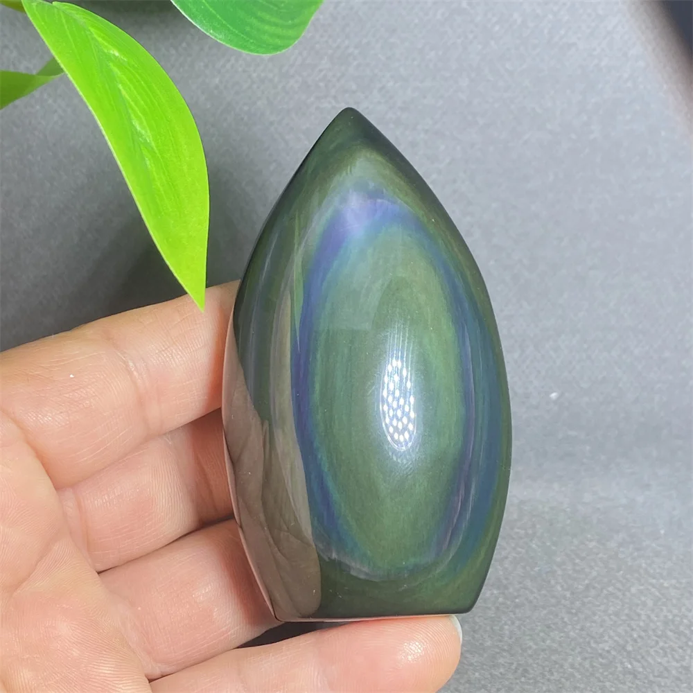 حلي كريستالية على شكل عين القط من حجر السج الطبيعي بألوان قوس قزح عالية الجودة وأحجار كريمة ملونة لتزيين المنزل (تحتاج إلى أن تكون في الضوء)