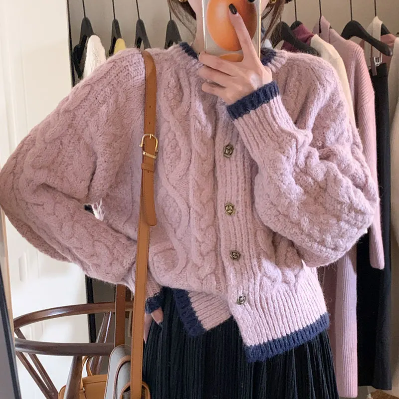 Pink New Knit Cardigan Women's 2023 Spring And Autumn Korean Fashion Rose Button Design Round Neck Top Coat Sweater