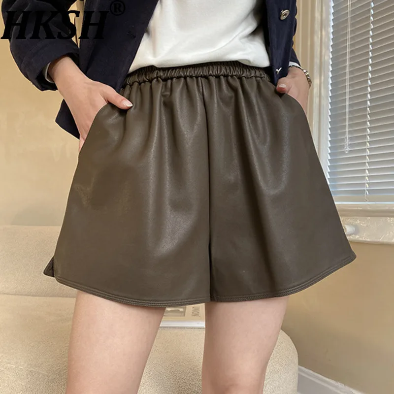 Hksh verão novas mulheres shorts de couro do plutônio cintura elástica cor sólida versátil elegante chique ins punk perna larga calças curtas hk17033