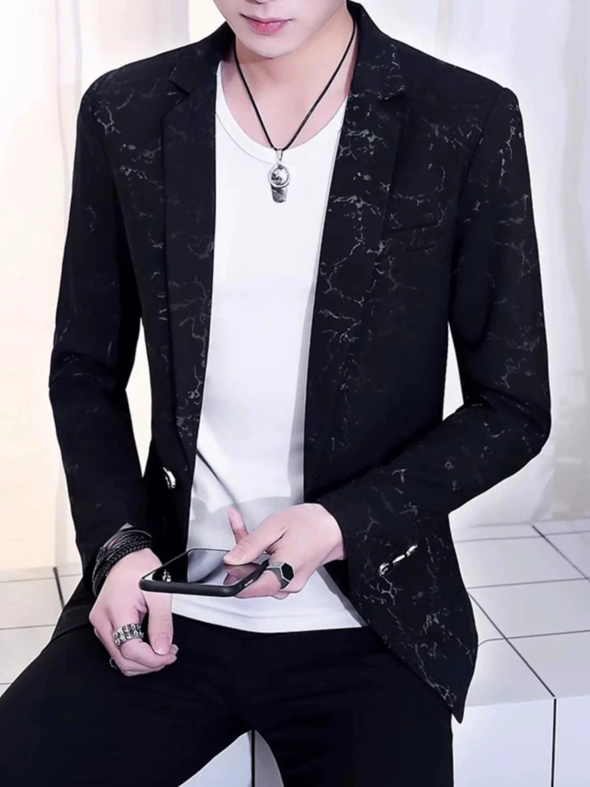 

Модный мужской повседневный костюм с вышивкой и цветочным узором, приталенный, молодежный, с длинными рукавами, вертикальный крой, из полиэфирного волокна