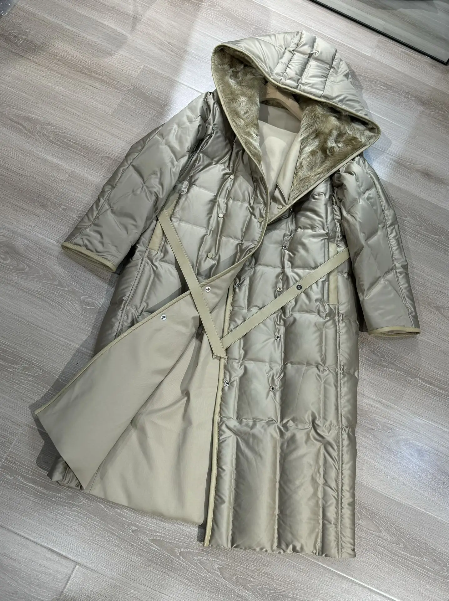 New Autumn/Winter Women’S Over-The-Knee Reversible Hooded Down Coat – Premium White Goose Down (Sizes M, L, Xl)