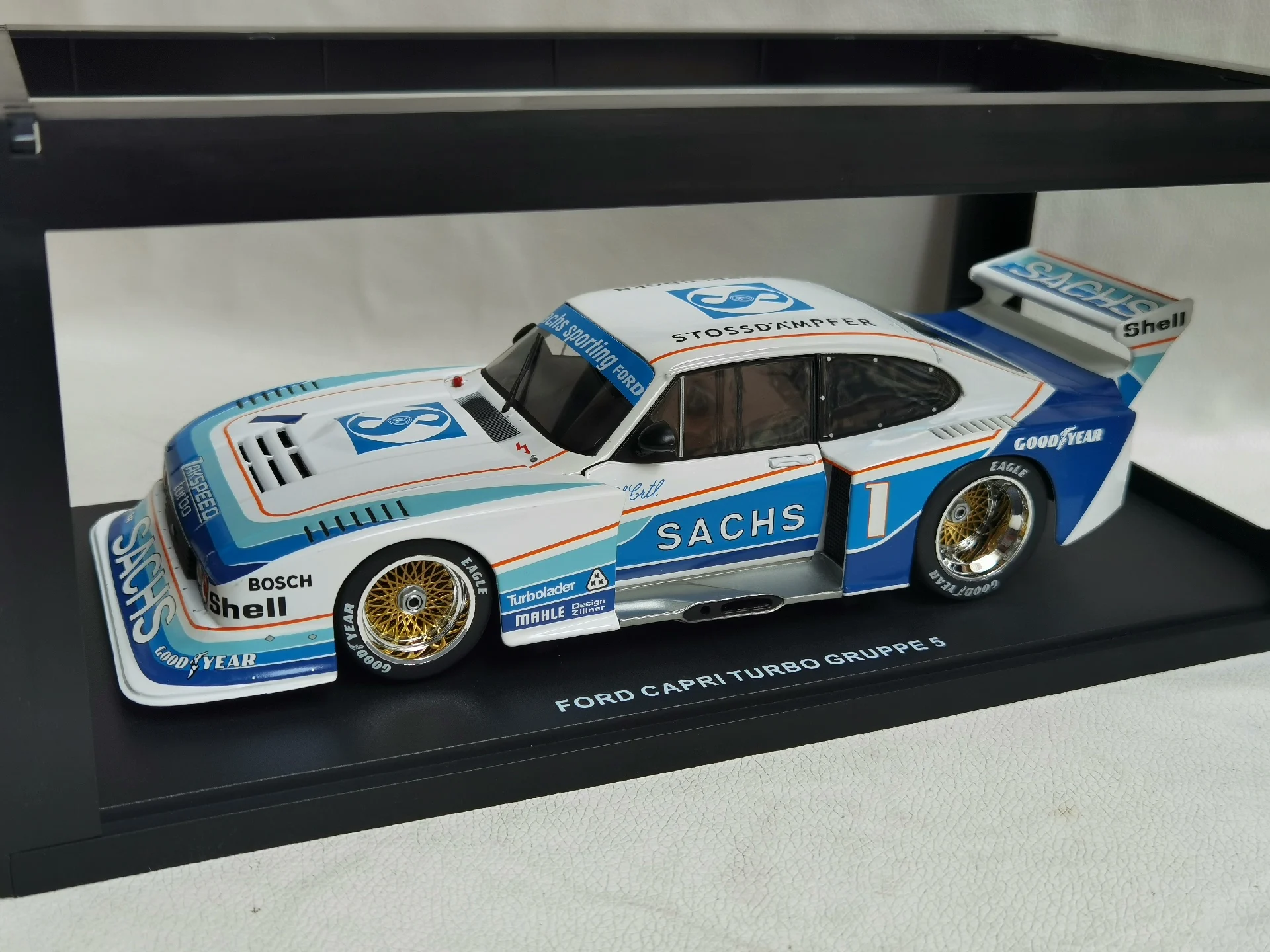 

Diecast WERK83 1:18 Scale FORD CAPRI TURBO GRUPPE 5 #1 Ford Racing Car H8M3H7 Alloy Car Model Collectible Toy Gift Souvenir