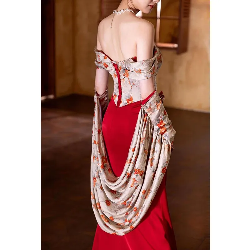

A new Chinese-style morning gown with one-shoulder design and vintage wine red toasting dress
