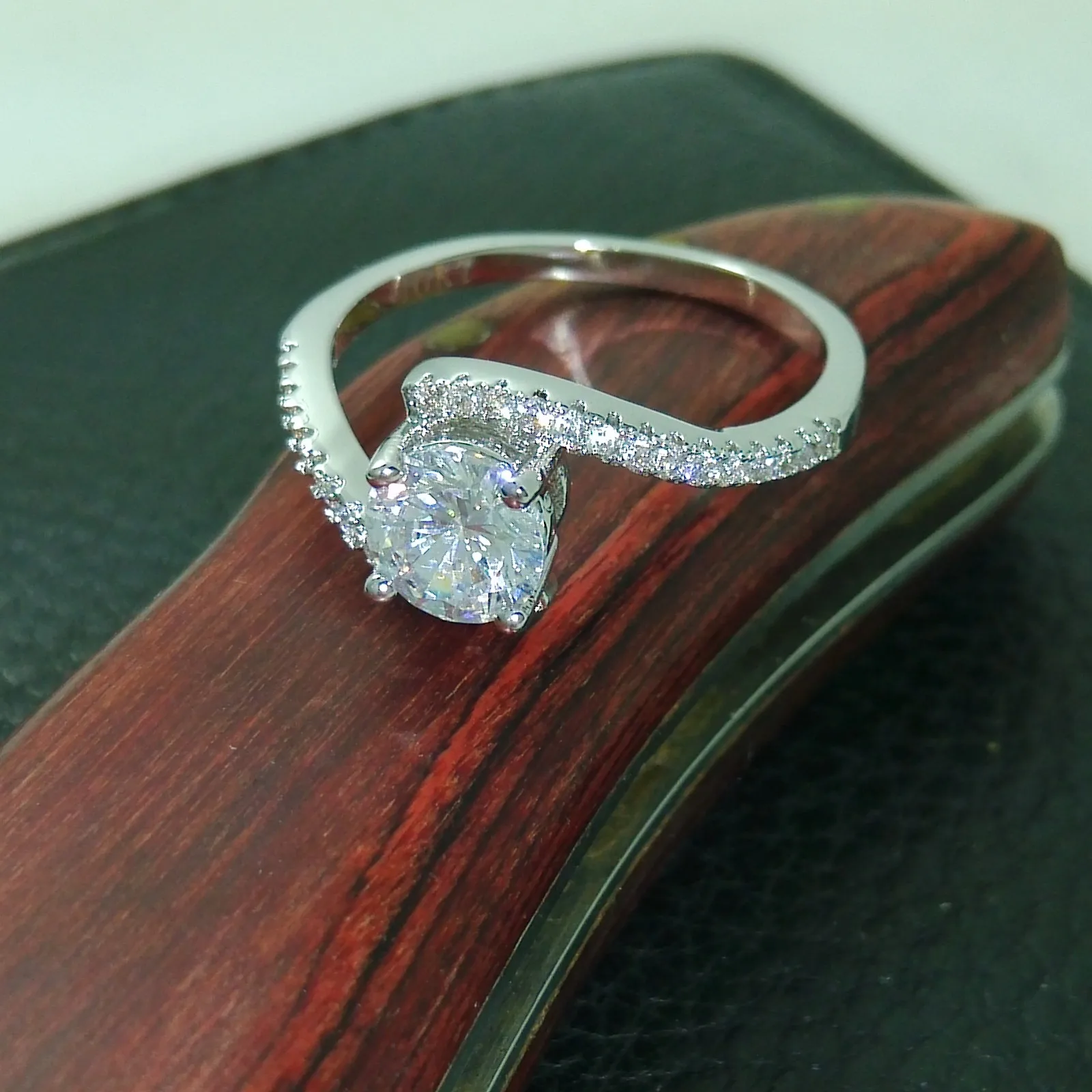 Infinity AAAAA Zircon Promise Ring 10K White Gold Engagement Wedding Band Rings for Women Bridal Party Finger Jewelry Gift