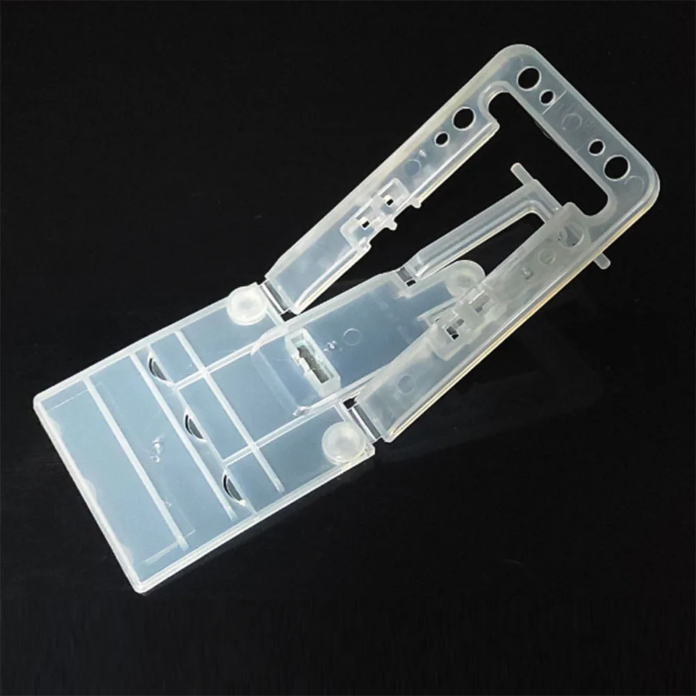 

Plastic Goods Display Stand Anti-Toppling Commodity Support Rack For Supermarket Storage Strong Bearing Capacity Space Saving
